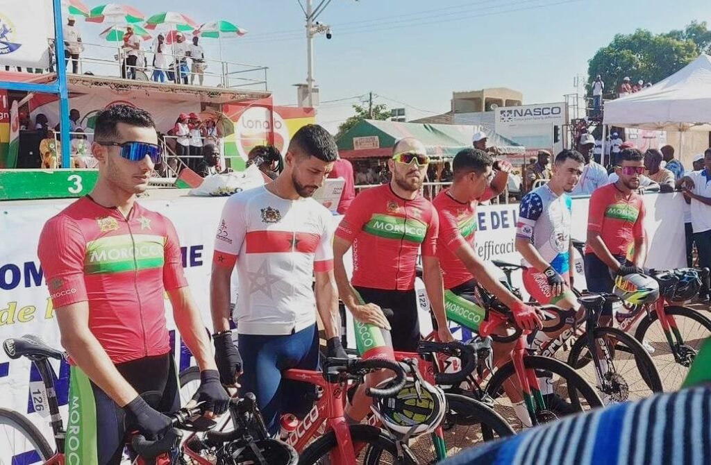 دراجات / طواف بوركينا فاسو (المرحلة الخامسة) : أشرف الدغمي ثالثا والمنتخب المغربي دائما في الطليعة.