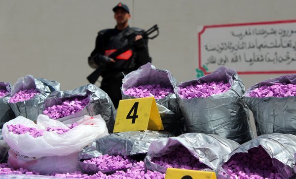 عمليات مشتركة بين الأمن و”ديستي” تسفر عن حجز ما يُقارب 30 طن من الحشيش والكوكايين، وأزيد من 100 ألف قرص مهلوس