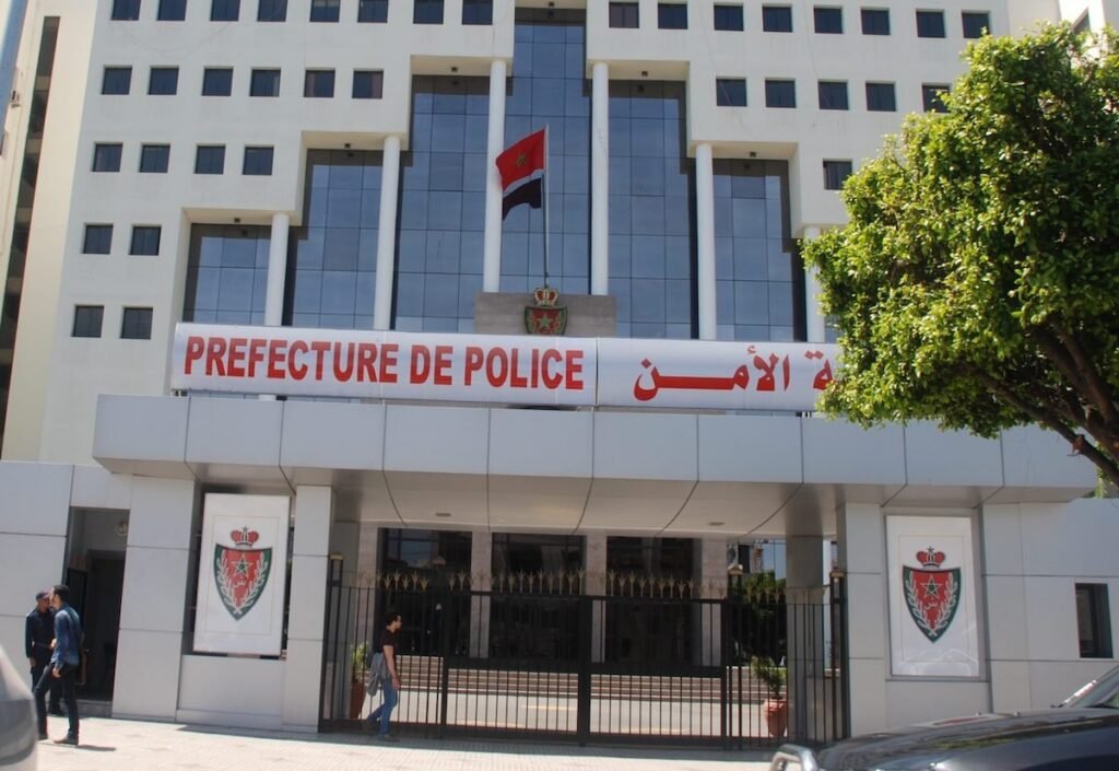 أمن الدار البيضاء: السيدة التي تم منعها من ولوج الملعب دخلت من بوابة الصحافيين بدون اعتماد ولا بطاقة مهنية أو حتى تذكرة