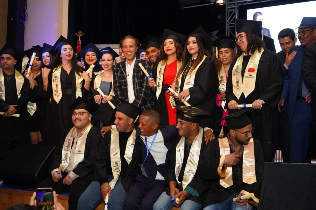 المعهد العالي للصحافة والاتصال بالدار البيضاء يحتفي بتخرج فوج 2022 / 2023