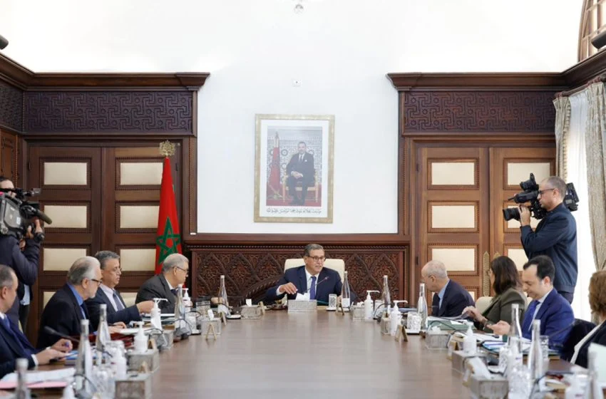 المجلس الحكومي يصادق على مشروع مرسوم يتعلق بنظام التأمين الإجباري الأساسي عن المرض الخاص بالأشخاص القادرين على تحمل واجبات الاشتراك