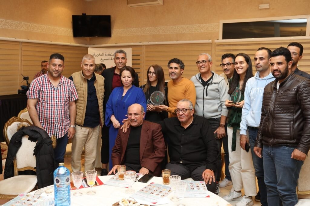 اليوم العالمي للرياضة: احتفالية رائعة للإعلاميين والرياضيين بمبادرة من الجامعة الملكية المغربية للرياضة للجميع.