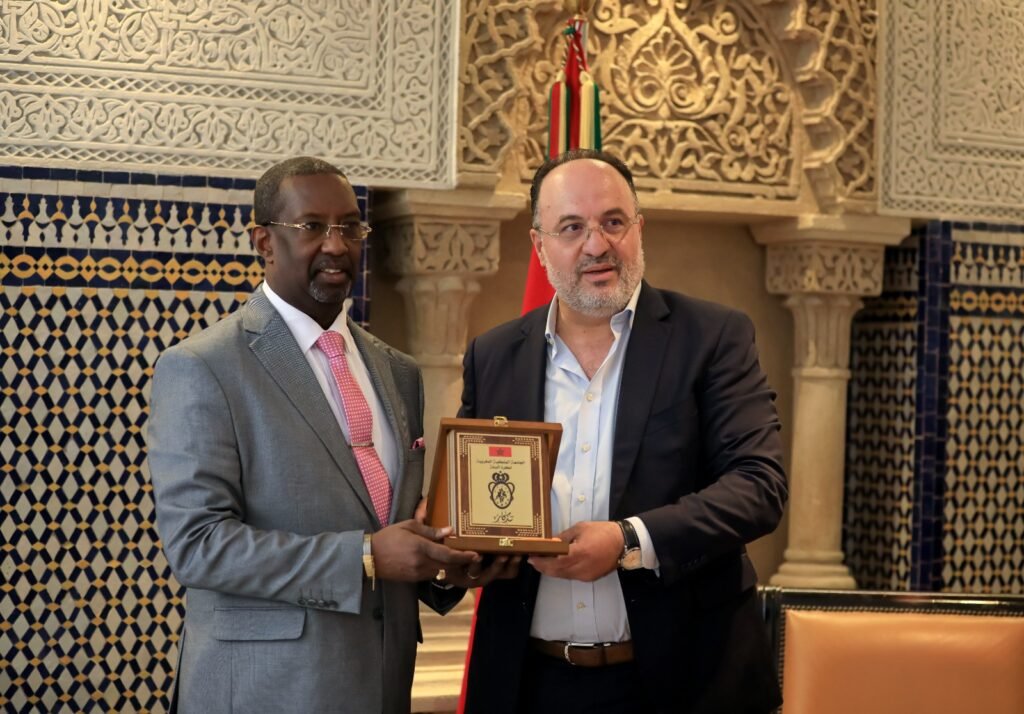 ابرام اتفاقية شراكة وتعاون بين الجامعة الملكية المغربية لكرة السلة والاتحاد الغابوني لكرة السلة