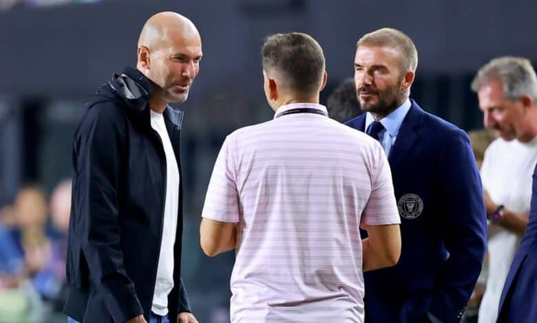 زين الدين زيدان يبعد نفسه عن تدريب منتخب فرنسا