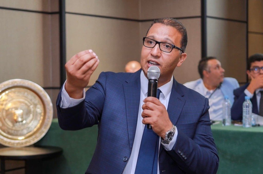 منه بطلا وهميا . هل ينهي الرجاء مسلسل بوزوق وتنتهي مهزلة صحافة الجيران؟ رئيس الرجاء خرج للعلن وكذب ” سخافة ” الصحافة الجزائرية