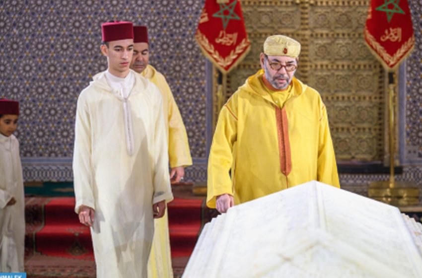 أمير المؤمنين صاحب الجلالة الملك محمد السادس يترحم على روح جلالة المغفور له الملك محمد الخامس