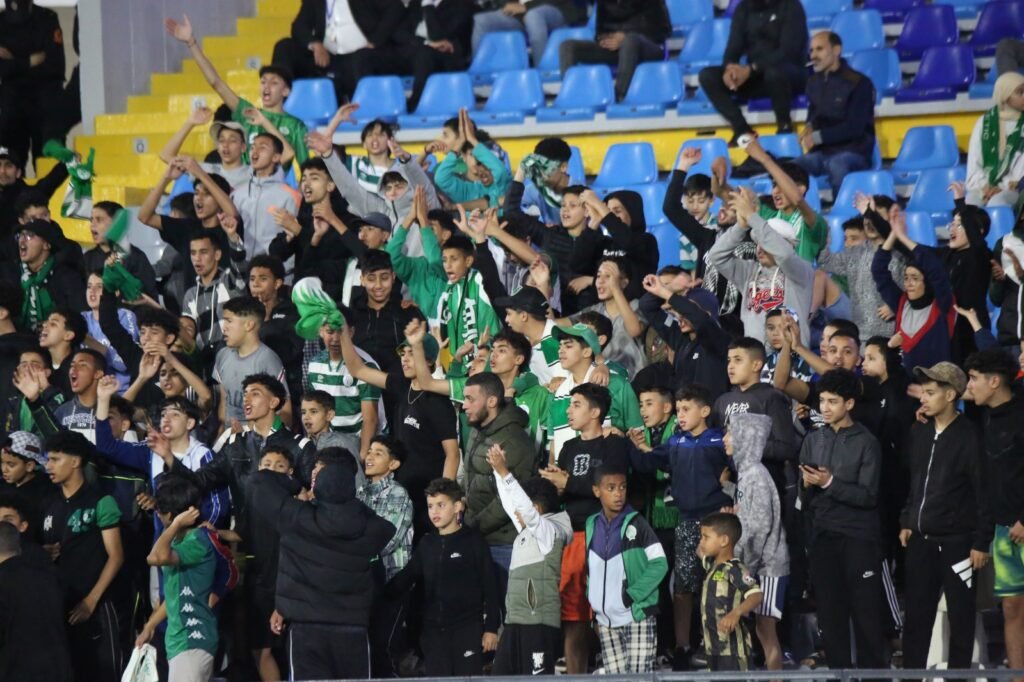 لا شماريخ ولا شهب إصطناعية العائلات البيضاوية نالت علامة التميز في ديربي الوداد والرجاء