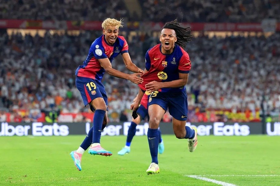برشلونة يتوج بكأس الملك للمرة 32 في تاريخه