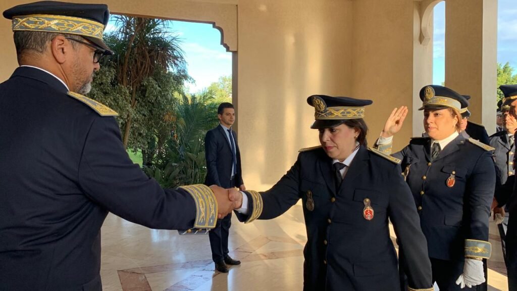السيد عامل إقليم مديونة يشرف على مراسيم رفع العلم الوطني احتفالًا بذكرى عيد الاستقلال المجيد