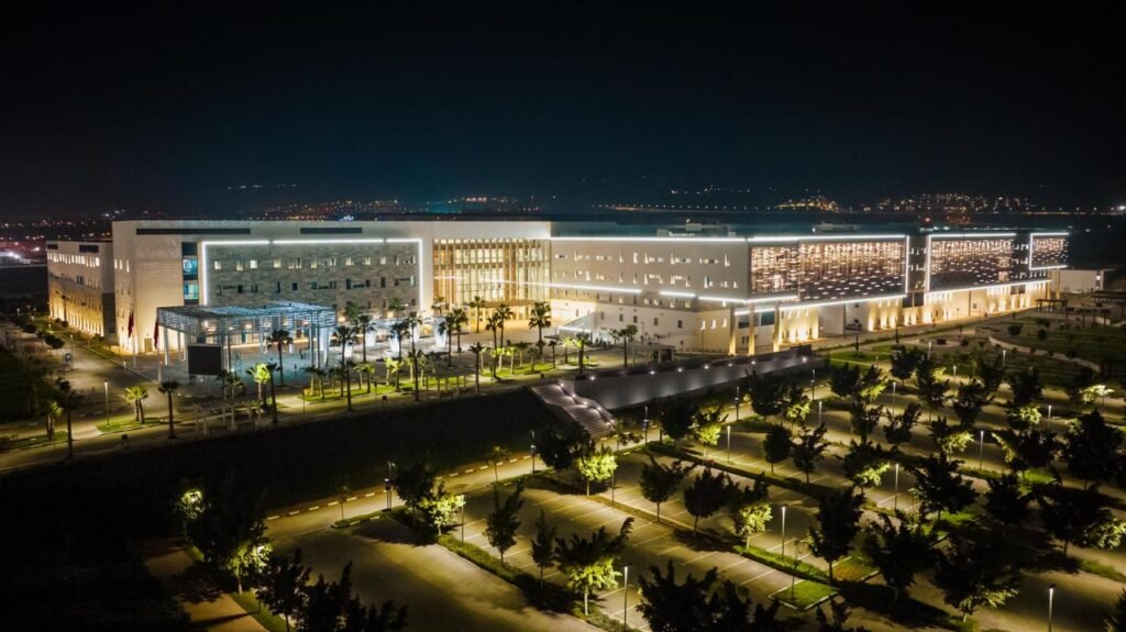 المركز الاستشفائي الجامعي محمد السادس…معلمة طبية جامعية تقوي العرض الصحي بجهة سوس-ماسة