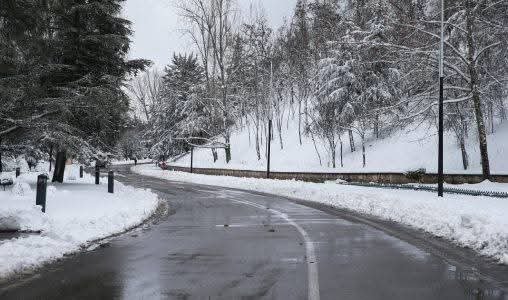 الأرصاد تحذر من ثلوج كثيفة وأمطار قوية ورياح عاتية بعدد من مناطق المغرب إلى غاية الثلاثاء