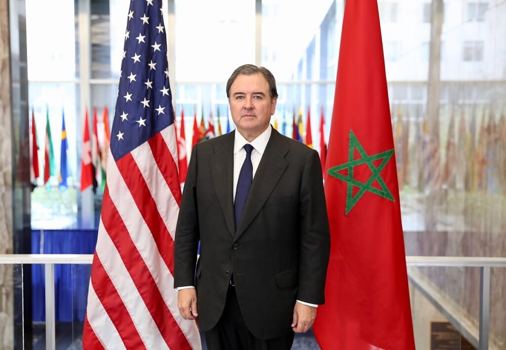 سفير أمريكا يثمن المخطط المغربي للحكم الذاتي ويشجع الاستثمار في الصحراء