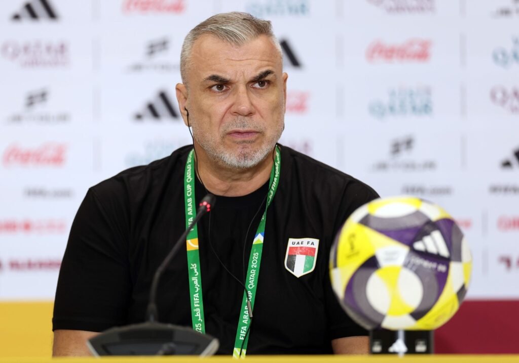 اتحاد الإمارات ينهي رسمياً تعاقده مع كوزمين أولاريو ويستعد للإعلان عن مدرب جديد
