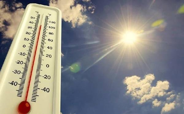 موجة حر تضرب المغرب : درجات الحرارة تصل إلى 47 درجة بعدد من الأقاليم حتى الثلاثاء